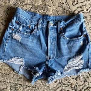 Like new 501 Levi high waisted, button fly shorts